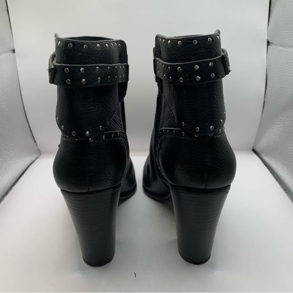 Vince Camuto size 11M Faythes Bootie ankle heel boot black leather studs - Picture 5 of 10